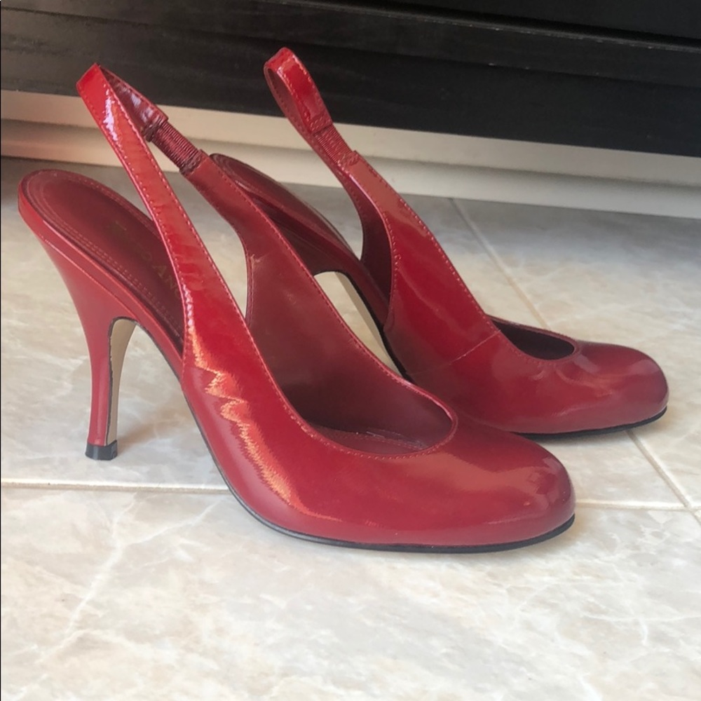 NWOT - Enzo Angiolini Pumps